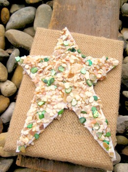 Crushed shell star ornament.  Seashell crafting at www.shellcrafter.com